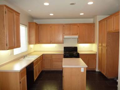 Main picture of 32065 Poppy Way