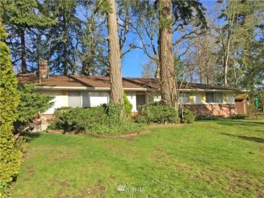 Main picture of 12824 19th Avenue Ct S