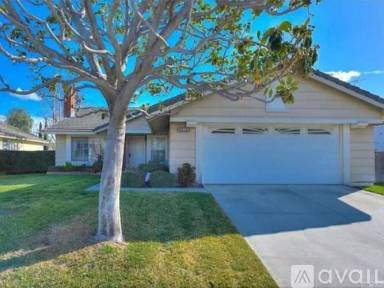 Main picture of 15073 Primrose Ct