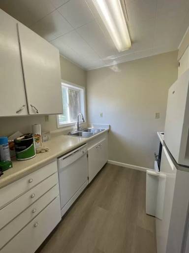 Main picture of 319 SW I St