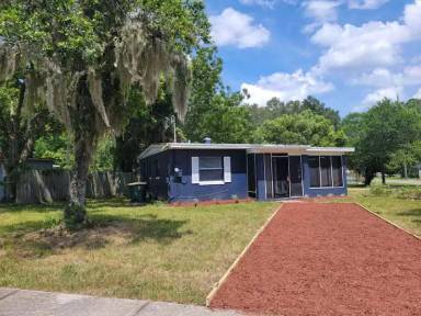 Main picture of 3757 Eve Dr W