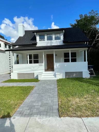 Main picture of 7121 SW 63rd Ave