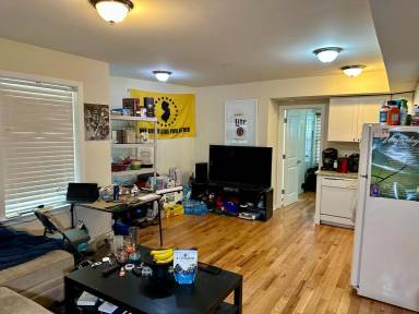 Main picture of 4442 Cresson St