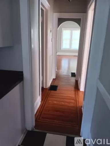 Main picture of 2320 Glenmary Ave