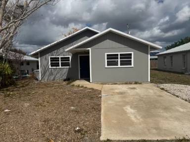 Main picture of 430 14th St SW