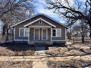 Main picture of 1312 Avenue C