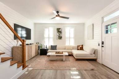 Main picture of 886 Sedge Ct