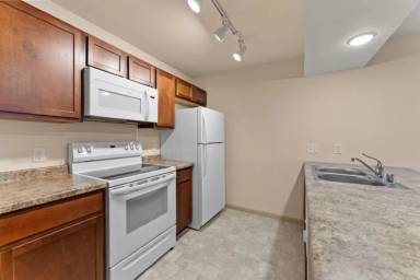 Main picture of 2862 Pleasant View Rd