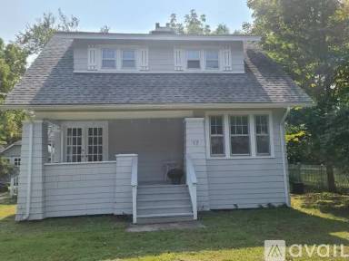Main picture of 17 Orchard Ln