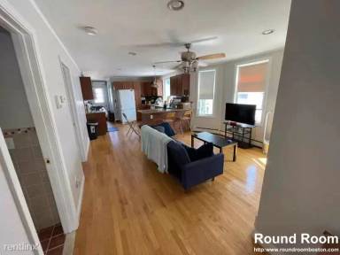 Main picture of 11 Montfern Ave