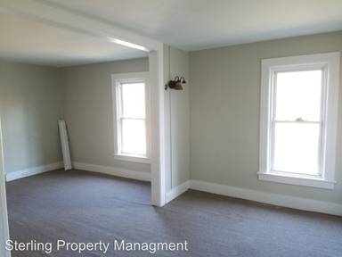 Main picture of 1323 Lake St