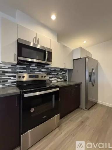 Main picture of 7224 Hillside Ave