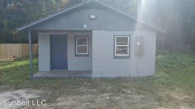 Main picture of 10 Lenox Ct