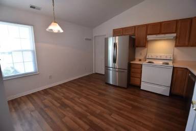 Main picture of 1914 Kingen Dr