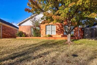 Main picture of 2733 Tealwood Dr