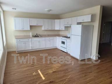 Main picture of 5939 King St