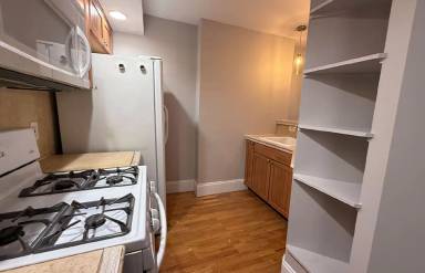 Main picture of 3251 Bishop St