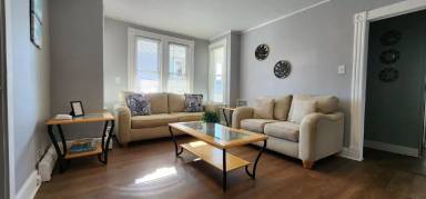 Main picture of 208 Crystal Ave