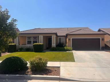 Main picture of 2901 S Oakhurst Ct