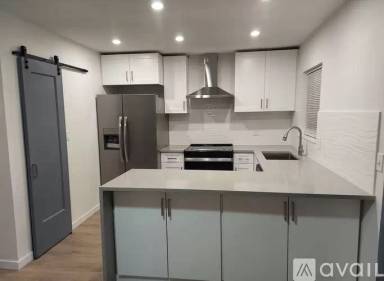Main picture of 5657 S Lowell Blvd