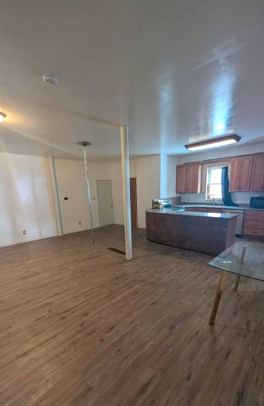 Main picture of 2778 Main St