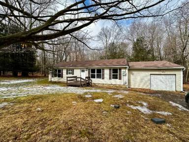 Main picture of 70 Laurel Woods Cir