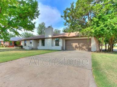 Main picture of 9631 Stratford Dr