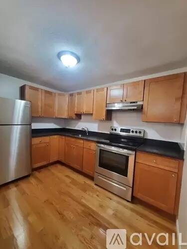 Main picture of 55 Elmwood Park