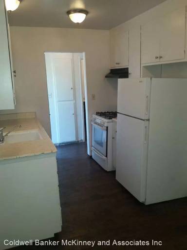 Main picture of 3653-65 Blackwood Rd