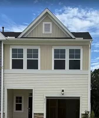 Main picture of 239 Paramount Dr