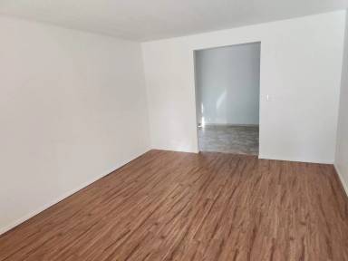 Main picture of 2051 S Division Ave