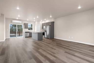Main picture of 4200 Deemer Rd