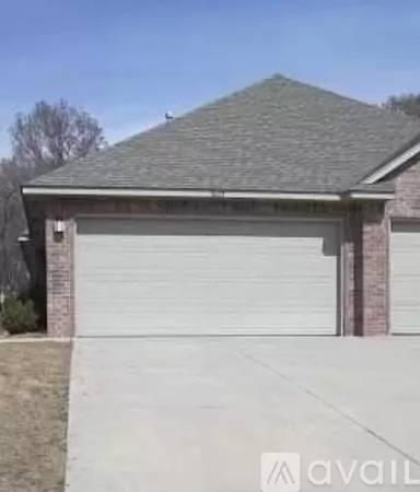 Main picture of 3605 NW 51st St