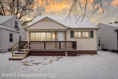 Main picture of 7972 Ziegler St