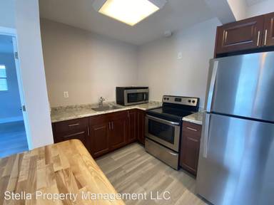 Main picture of 820 NE 17th Ave