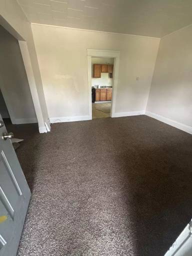 Main picture of 3704 E 106th St