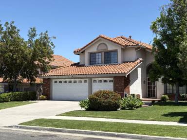 Main picture of 2345 Heritage Dr