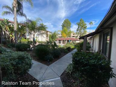 Main picture of Hyde Park Villas Condominiums