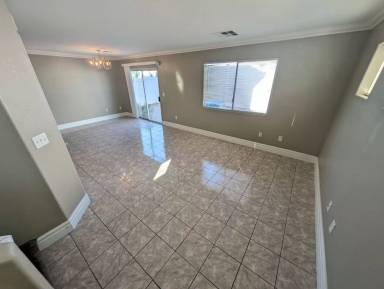 Main picture of 4368 Holden St