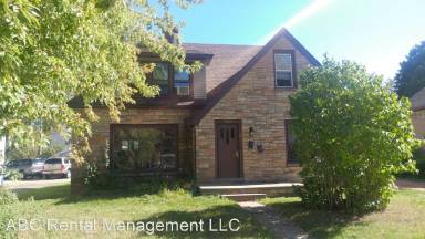 Main picture of 1329 1/2 Grand Ave