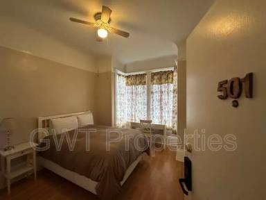 Main picture of 420 Hayes St