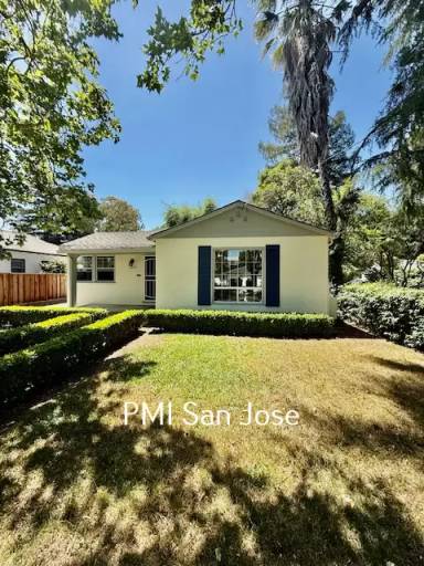 Main picture of 1045 N 3rd St