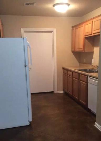 Main picture of 316 Woods Ln