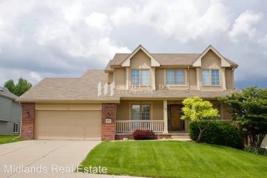 Main picture of 14402 S 21st St