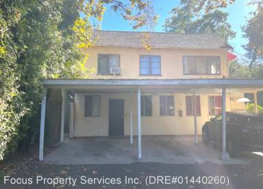 Main picture of 1552 N Lake Ave