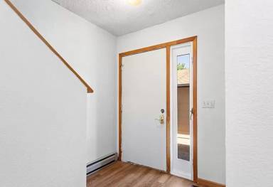 Main picture of 300 Aristocrat Dr