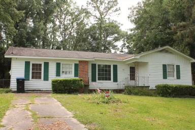 Main picture of 427 Myrtlewood Ave