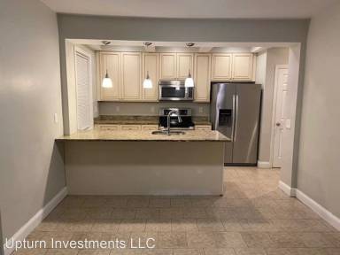 Main picture of 1195 Smith St