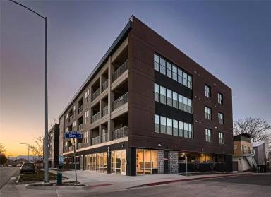 Main picture of 2851 W 52nd Ave