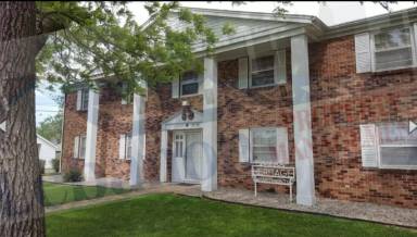 Main picture of 445 N Madison Ave